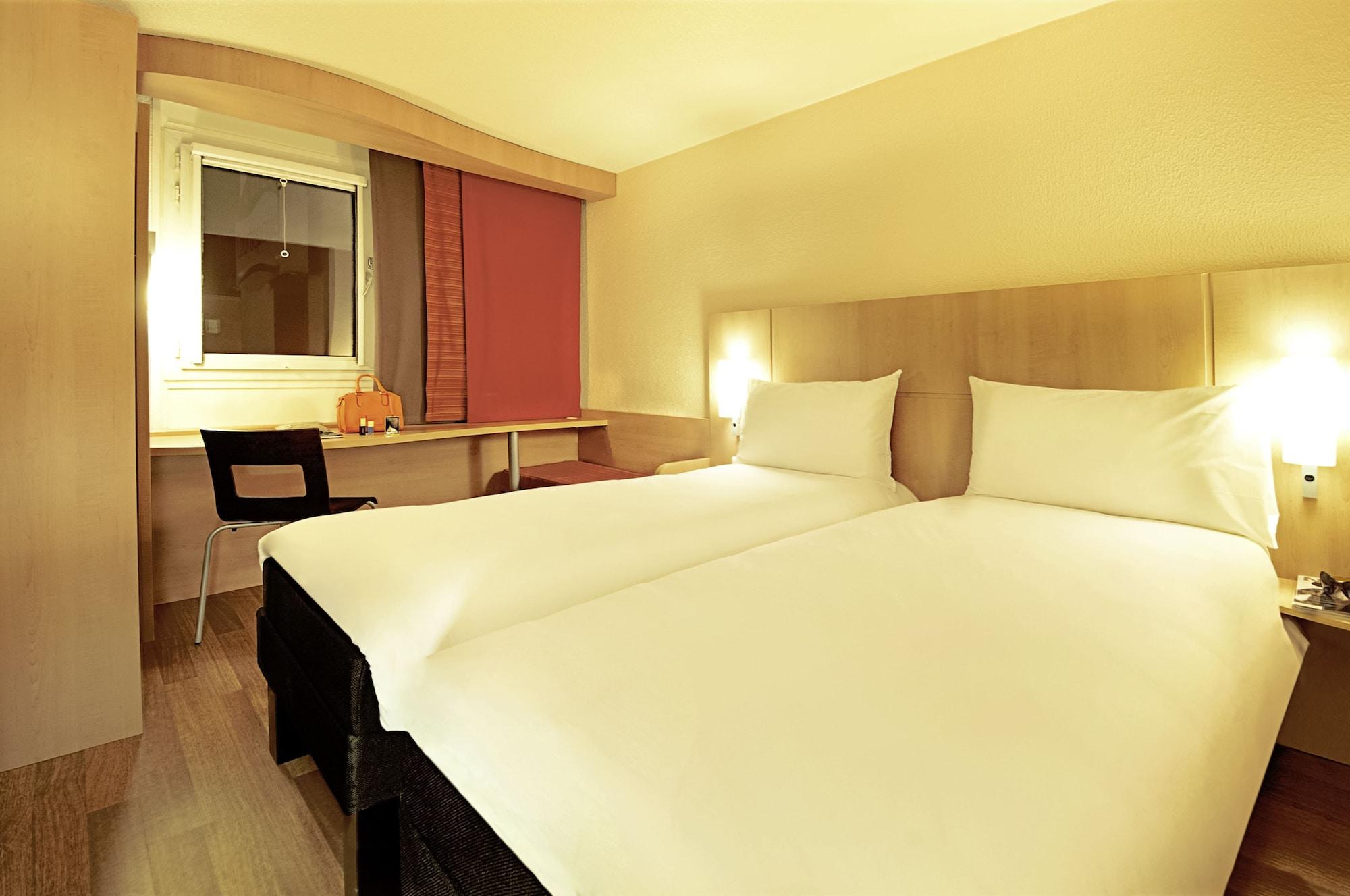 Ibis Strasbourg Centre Petite France Hotel Exterior photo