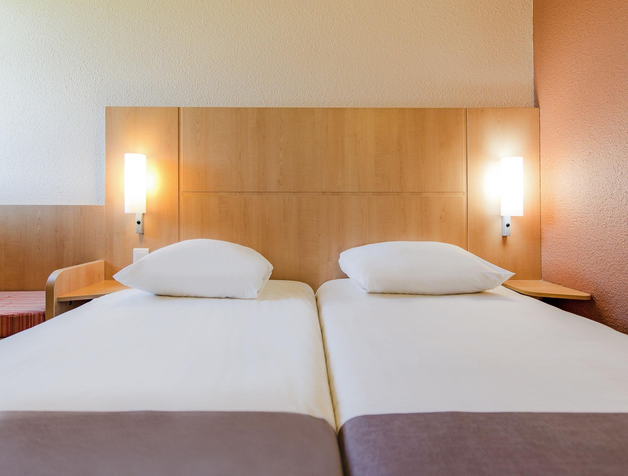 Ibis Strasbourg Centre Petite France Hotel Exterior photo