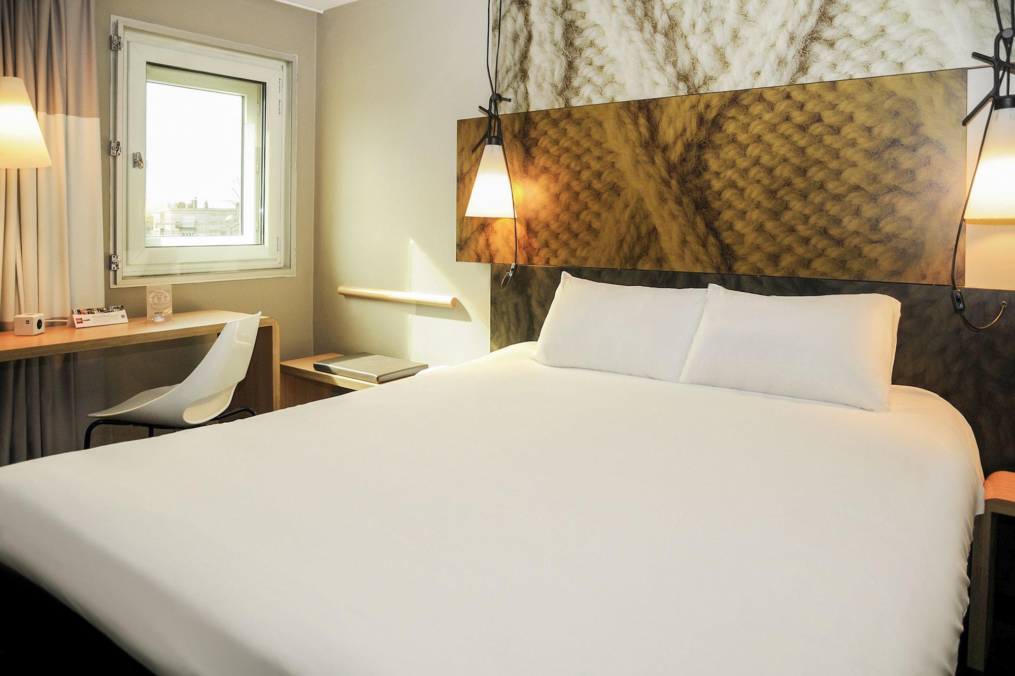 Ibis Strasbourg Centre Petite France Hotel Exterior photo