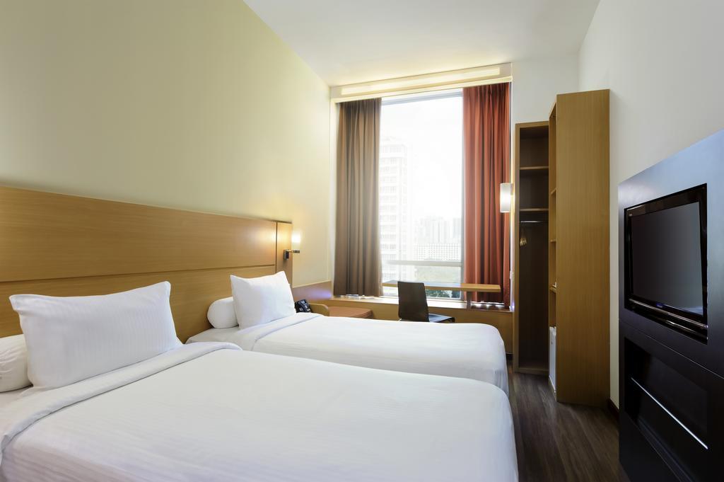 Ibis Strasbourg Centre Petite France Hotel Room photo
