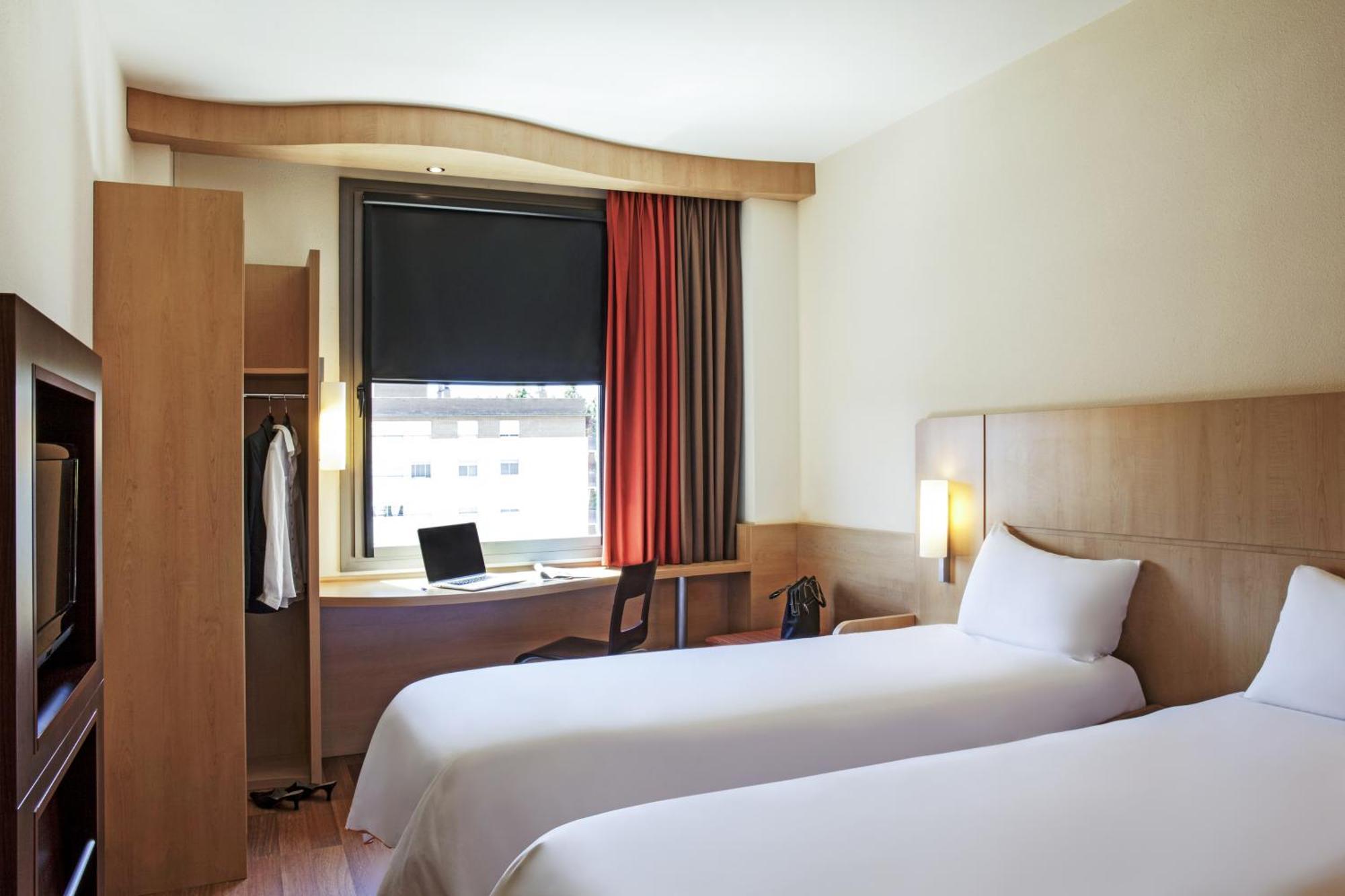 Ibis Strasbourg Centre Petite France Hotel Room photo